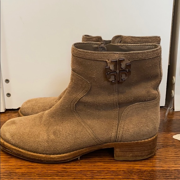 EUC Tory BURCH Eloise Ankle Boot in Briarwood - Picture 2 of 5